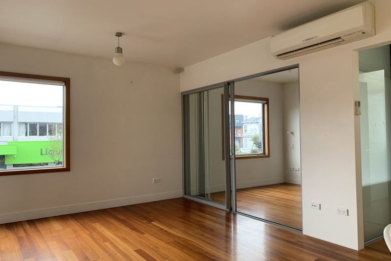 Photo of property in 108 Abel Smith Street, Te Aro, Wellington, 6011