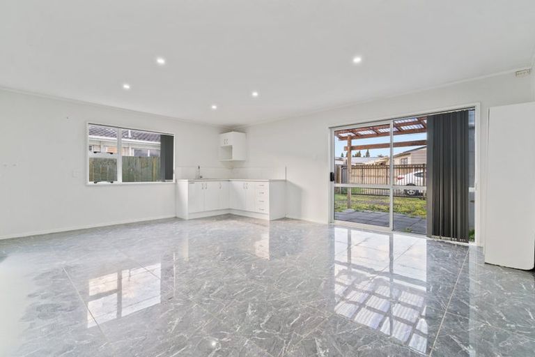 Photo of property in 42a Halsey Road, Manurewa, Auckland, 2102