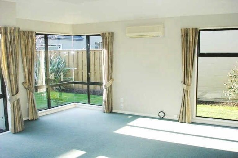 Photo of property in 12 Mahlet Street, Northwood, Christchurch, 8051