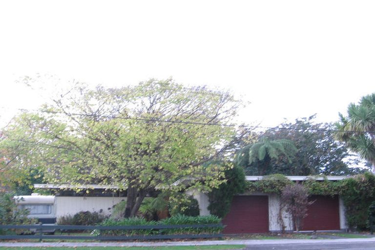 Photo of property in 10 Park Avenue, Waikanae, 5036