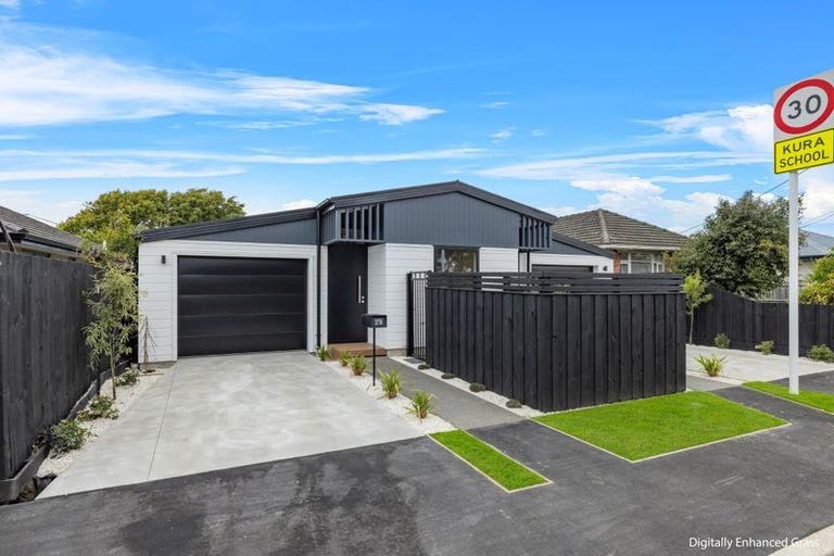 Photo of property in 2/58 Averill Street, Richmond, 8013