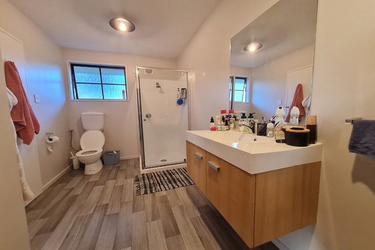 Photo of property in 146 Waimairi Road, Ilam, Christchurch, 8041