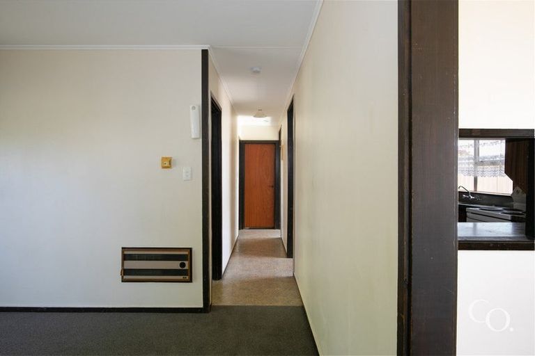 Photo of property in 2/9 Lyttelton Crescent, Tamatea, Napier, 4112