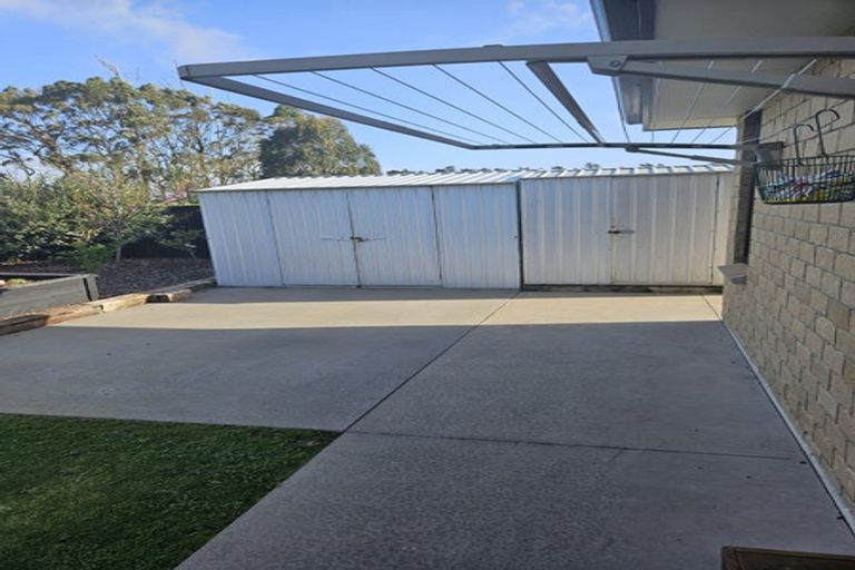 Photo of property in 39 Kendallvale Drive, Waiuku, 2123