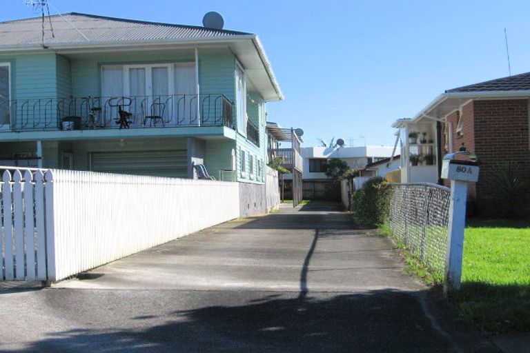 Photo of property in 80a Roberts Road, Te Atatu South, Auckland, 0610