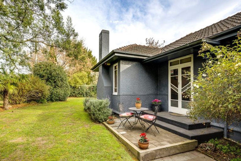 Photo of property in 97 Te Mata Road, Havelock North, 4130