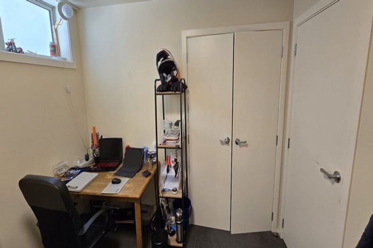 Photo of property in 59 Pirie Street, Mount Victoria, Wellington, 6011