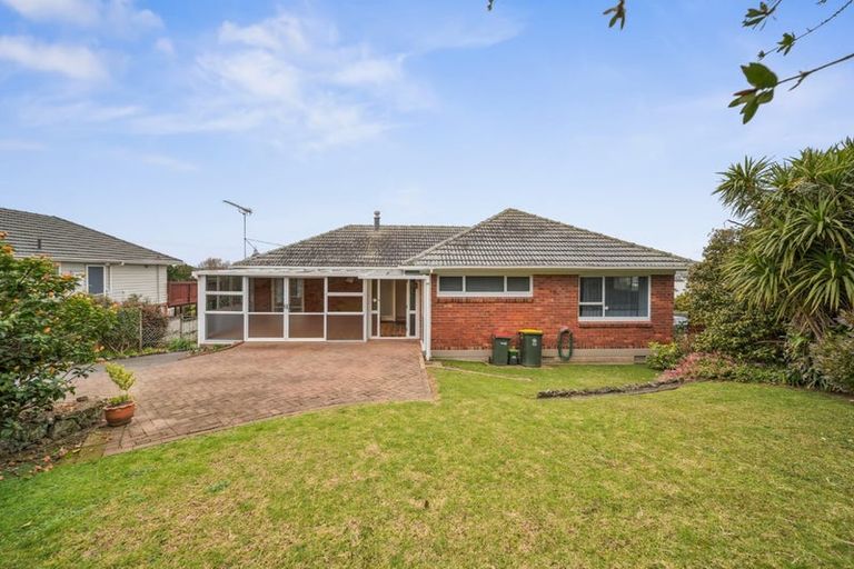Photo of property in 10 Greenhill Crescent, Pakuranga, Auckland, 2010
