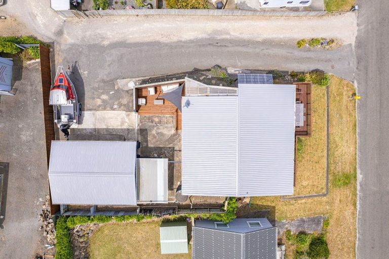 Photo of property in 14 Okiwa Terrace, Waiinu Beach, Whanganui, 4588