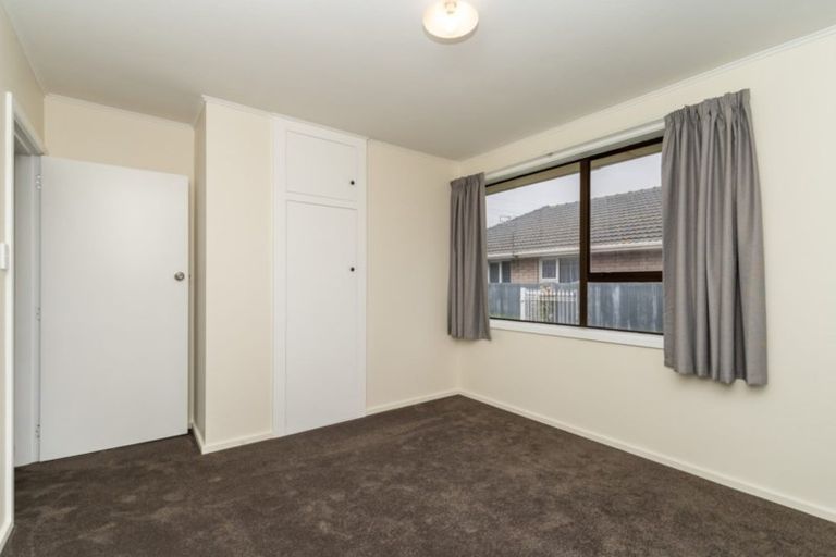 Photo of property in 17 Boston Avenue, Hornby, Christchurch, 8042