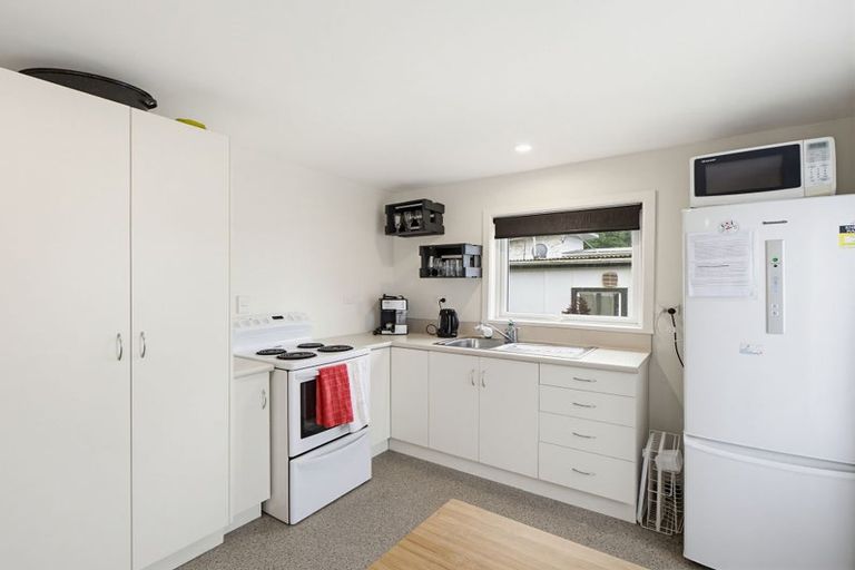 Photo of property in 42 Moody Street, Gore Bay, Cheviot, 7383