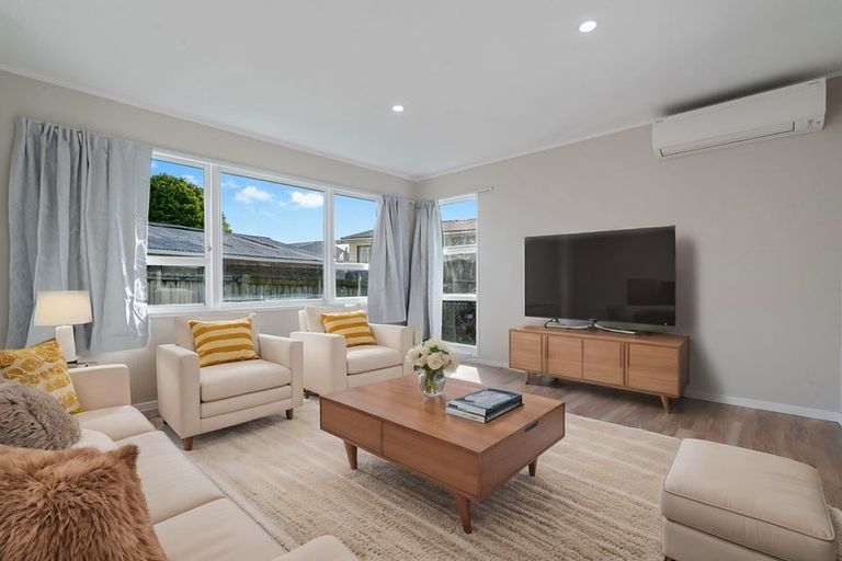 Photo of property in 31 Takanini Road, Takanini, 2112