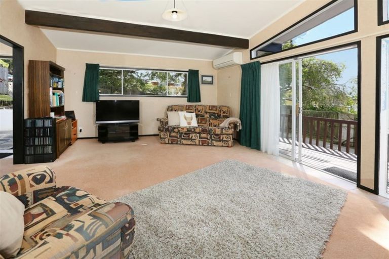Photo of property in 29 Eyre Street, Henderson, Auckland, 0612