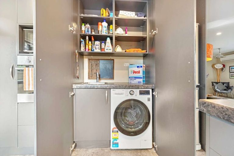 Photo of property in 92a Palmers Road, New Brighton, Christchurch, 8083