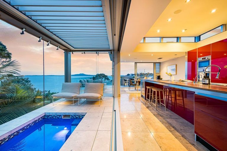 Photo of property in 21 Brighton Terrace, Mairangi Bay, Auckland, 0630