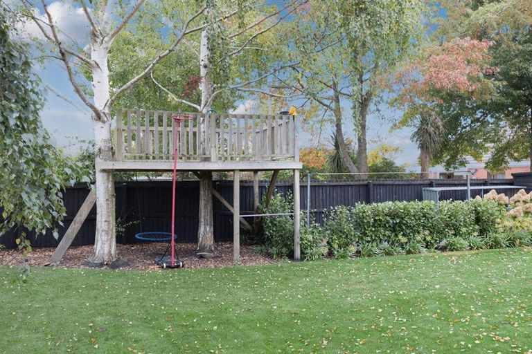 Photo of property in 24 Eders Road, Woodend, 7610