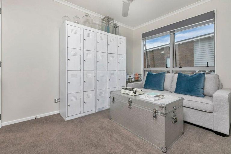 Photo of property in 24 Rangihina Road, Hobsonville, Auckland, 0616