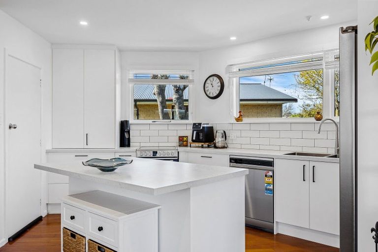 Photo of property in 1/409 Yaldhurst Road, Russley, Christchurch, 8042