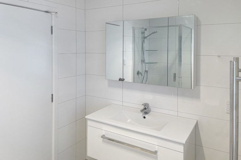 Photo of property in 77a Hillary Crescent, Maraenui, Napier, 4110