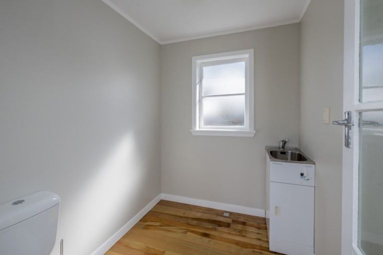 Photo of property in 51 Graham Street, Levin, 5510