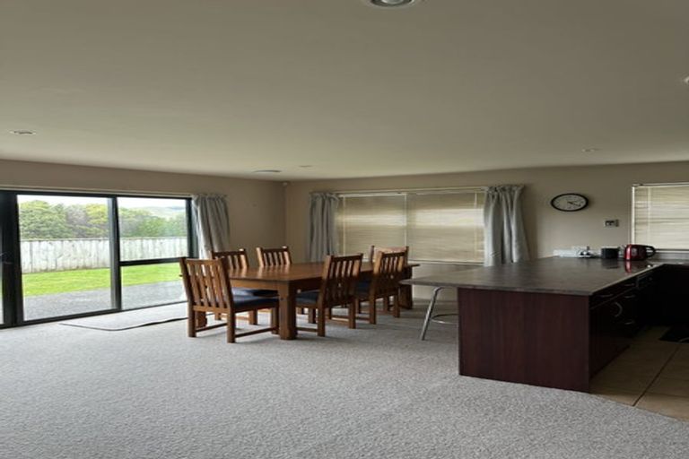 Photo of property in 11 Milford Street, Aotea, Porirua, 5024