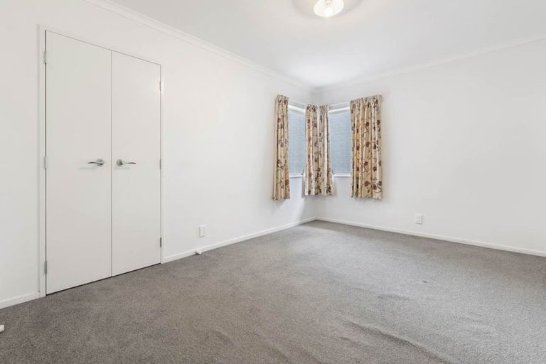 Photo of property in 11 Poaka Avenue, Takanini, 2112