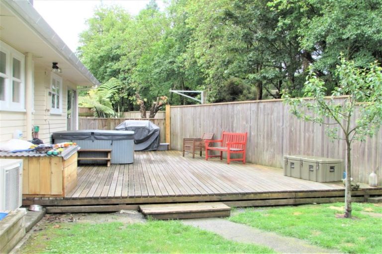 Photo of property in 5 Longfellow Street, Trentham, Upper Hutt, 5018