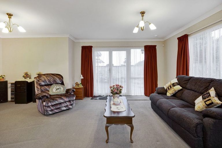 Photo of property in 33d Argyle Street, Hawera, 4610