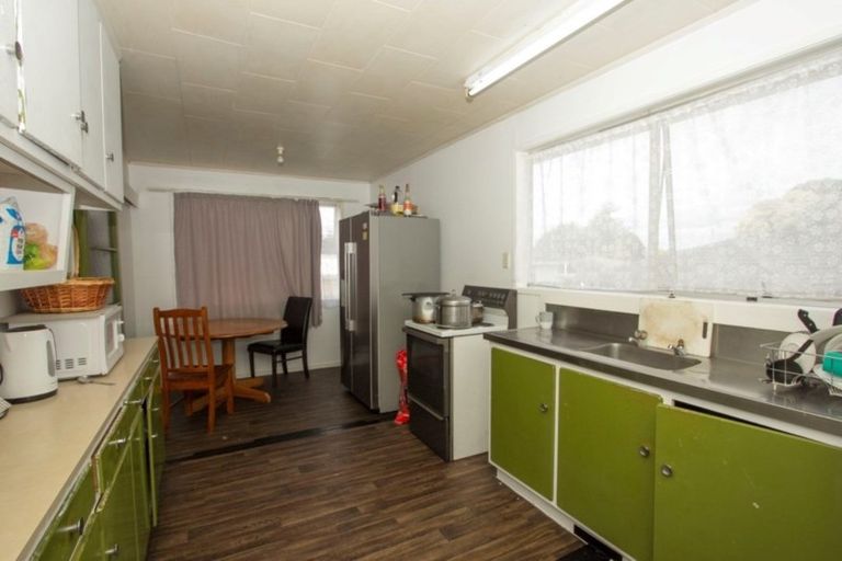 Photo of property in 87 Friedlanders Road, Manurewa, Auckland, 2102