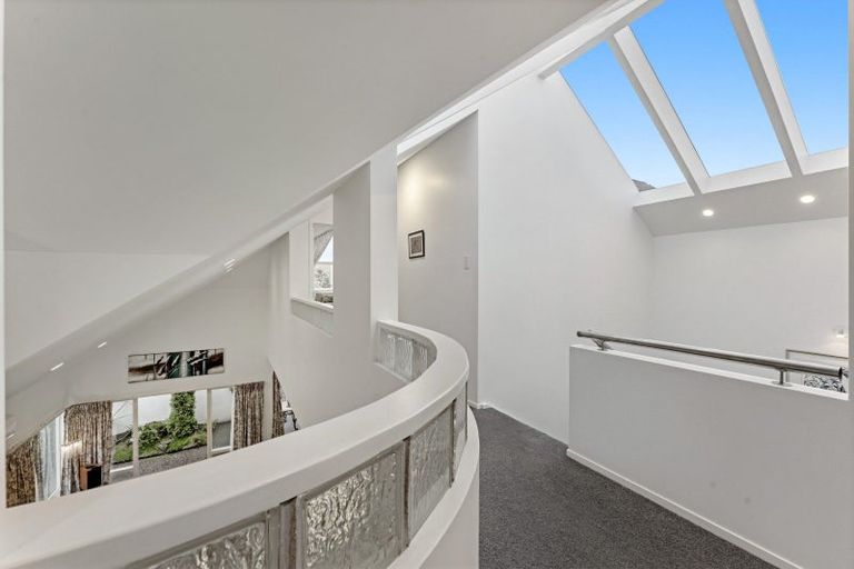 Photo of property in 1b Adrienne Place, Onehunga, Auckland, 1061