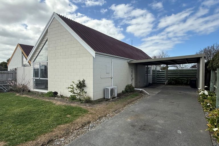 Photo of property in 2/46 Delaware Crescent, Russley, Christchurch, 8042