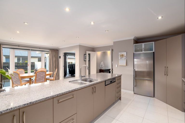 Photo of property in 51 Brookfield Drive, Northwood, Christchurch, 8051