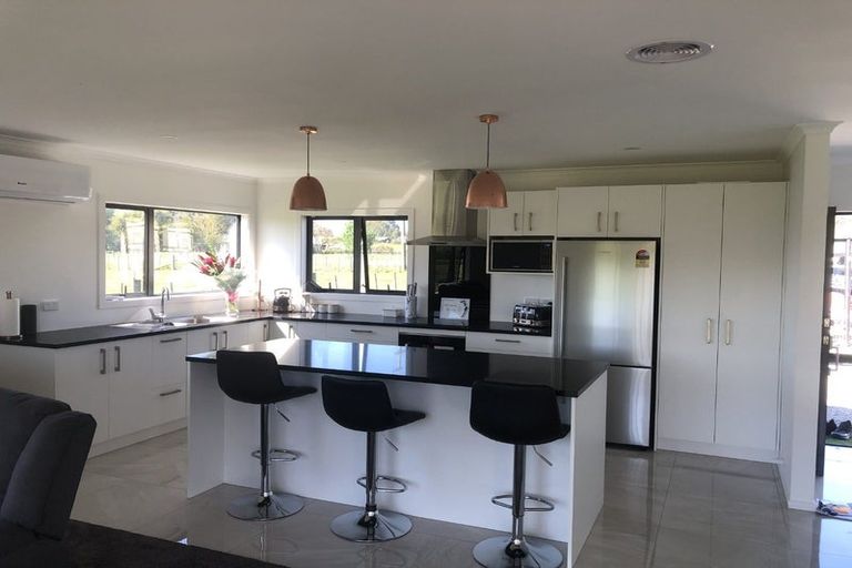 Photo of property in 2966 State Highway 2, Waipukurau, 4281