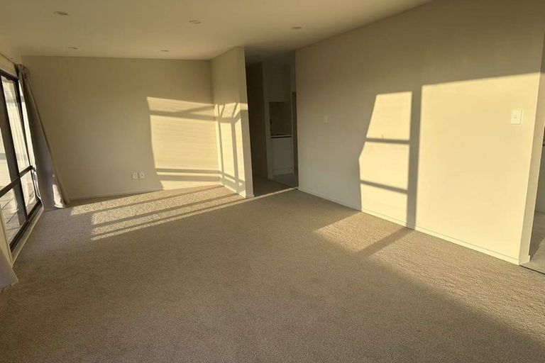 Photo of property in 981 East Coast Road, Redvale, Auckland, 0794