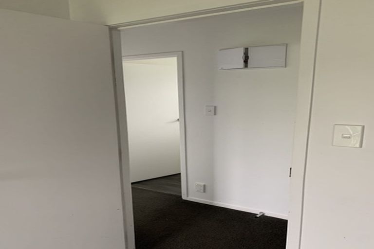 Photo of property in 1/11 Ballater Place, Highland Park, Auckland, 2010