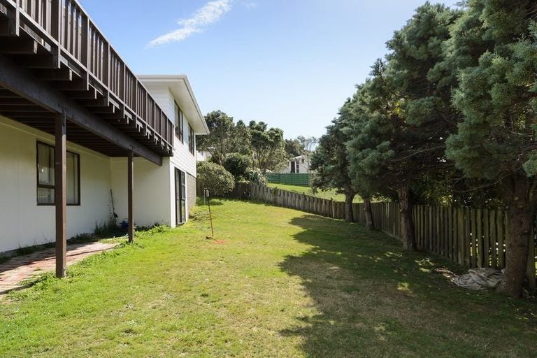 Photo of property in 76 Thurleigh Grove, Karori, Wellington, 6012