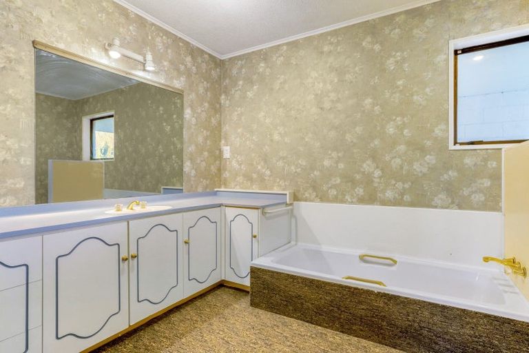 Photo of property in 141 Dipton Winton Highway, Dipton, 9791