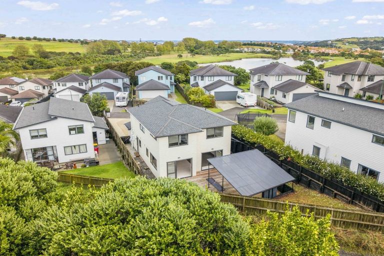 Photo of property in 53 Maylee Crescent, Gulf Harbour, Whangaparaoa, 0930