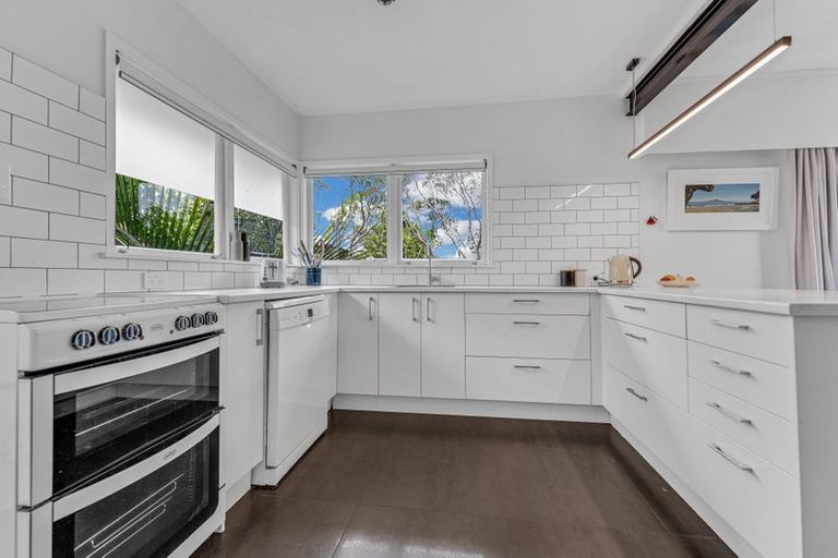Photo of property in 3/3 Opua Street, Belmont, Auckland, 0622