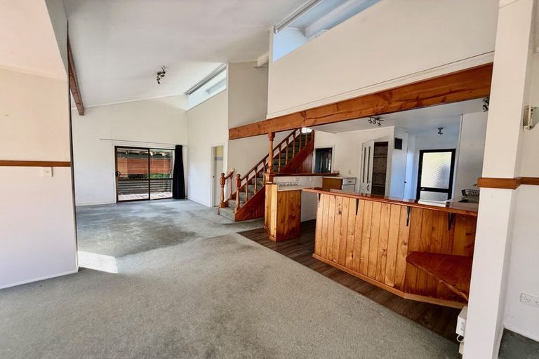 Photo of property in 624 Whangaparaoa Road, Stanmore Bay, Whangaparaoa, 0932