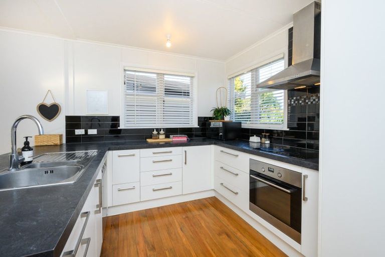 Photo of property in 15b Lifford Place, Awapuni, Palmerston North, 4412