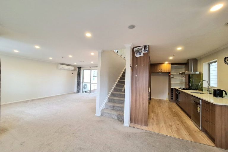 Photo of property in 3 Laquinta Place, Flat Bush, Auckland, 2019