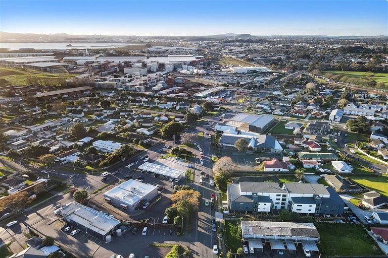 Photo of property in 304/8 Gray Avenue, Mangere East, Auckland, 2024