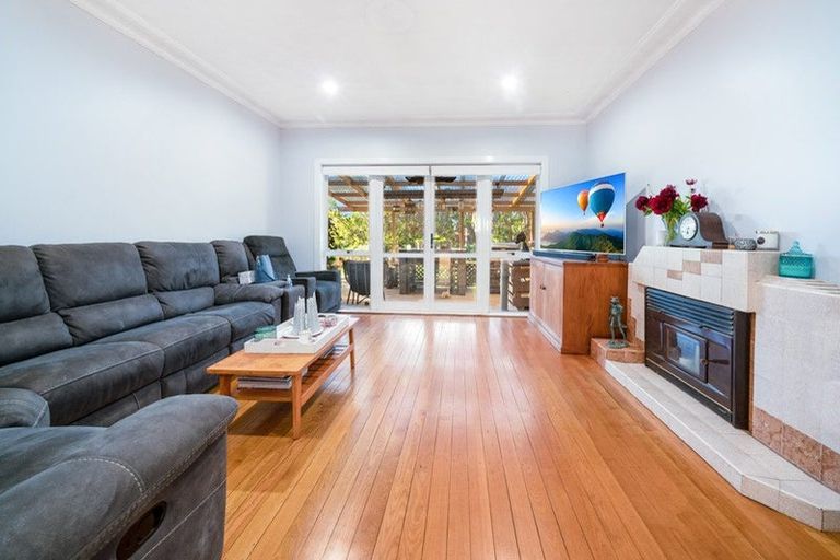 Photo of property in 27 Walters Road, Takanini, 2112