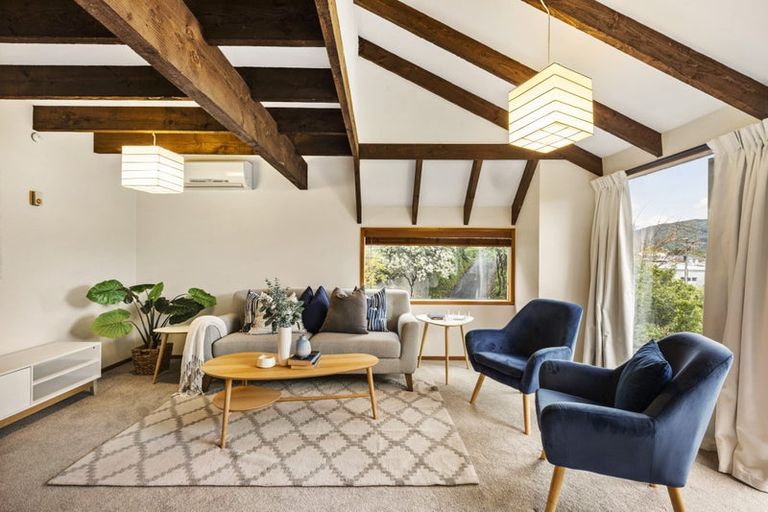 Photo of property in 121 Mairangi Road, Wilton, Wellington, 6012