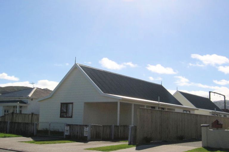 Photo of property in 13 North Street, Petone, Lower Hutt, 5012