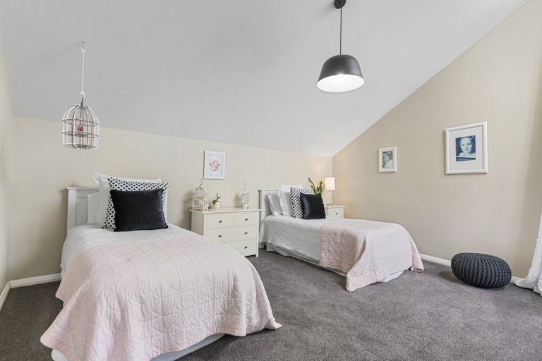 Photo of property in 21 Simla Crescent, Khandallah, Wellington, 6035