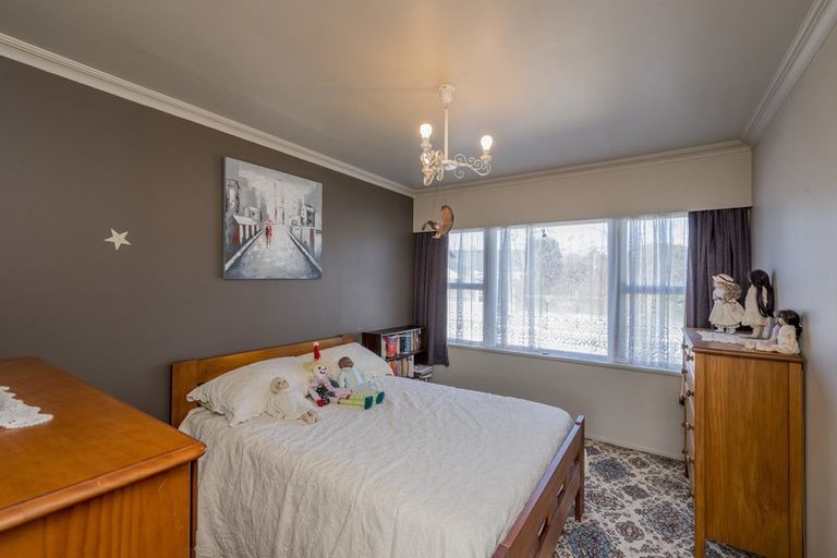 Photo of property in 12 Duke Street, Levin, 5510