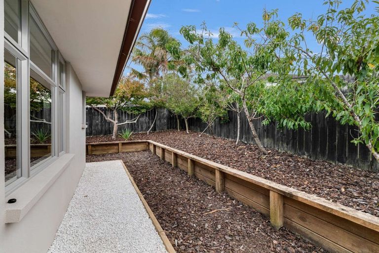 Photo of property in 4 Lagoon View, Gulf Harbour, Whangaparaoa, 0930