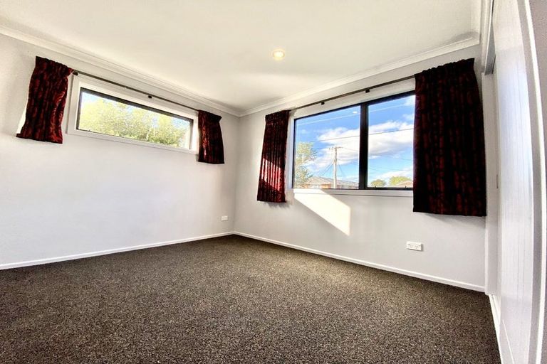 Photo of property in 3a Oxford Crescent, Ebdentown, Upper Hutt, 5018